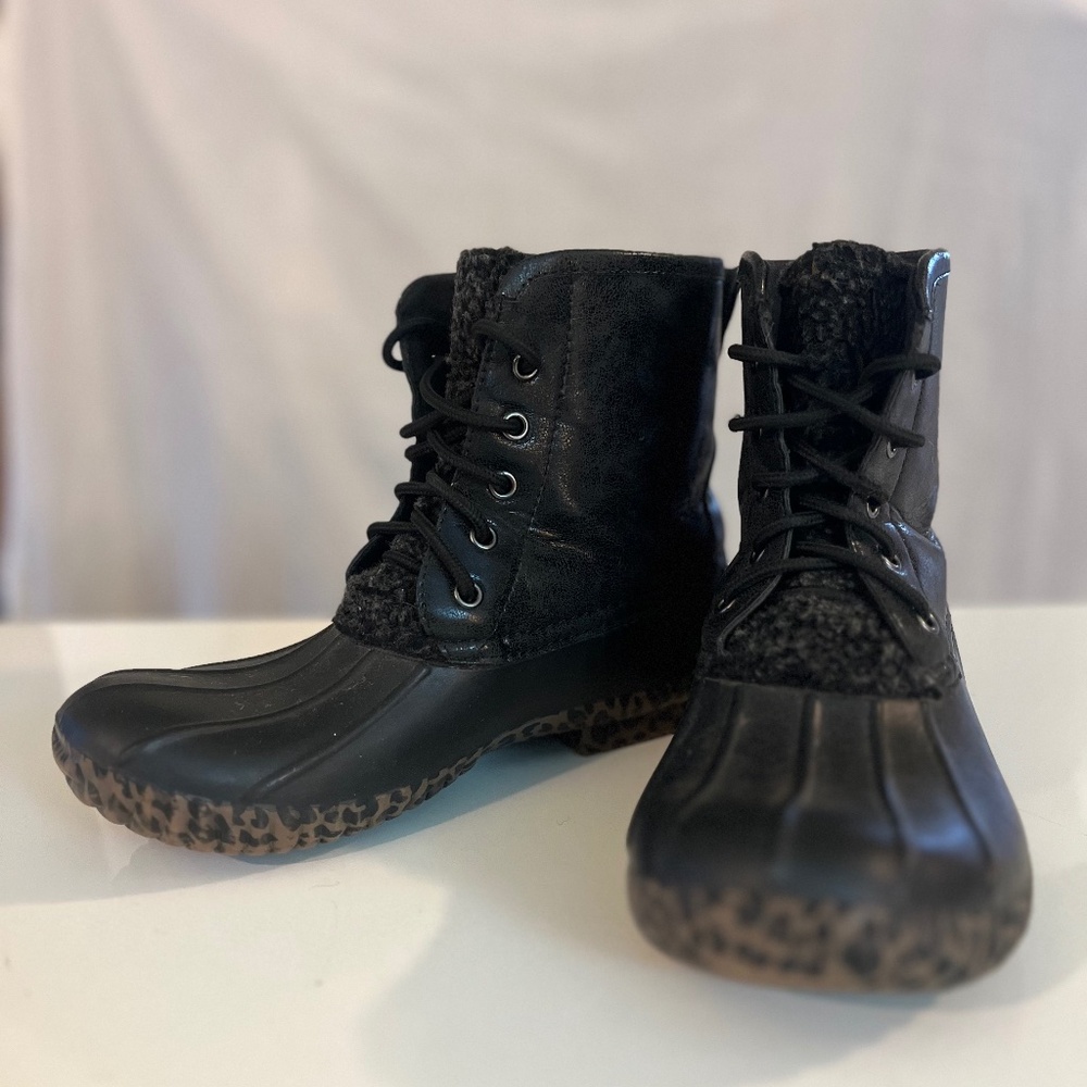 Marleylilly Leopard Print Sole Sherpa Lined Winter Duck Boots